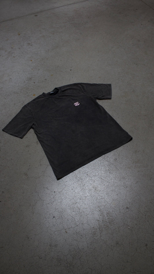 “E” T-Shirt Vintage Black